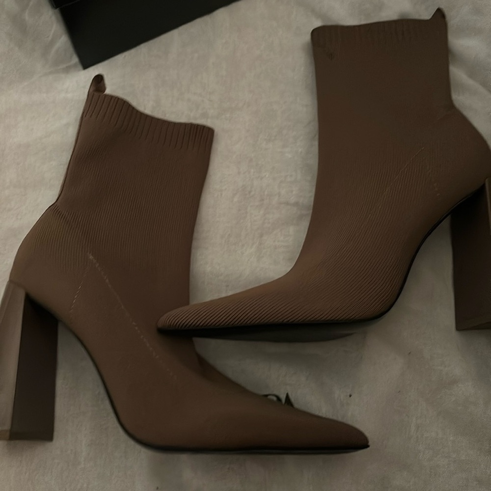 Zara Boots worn once
